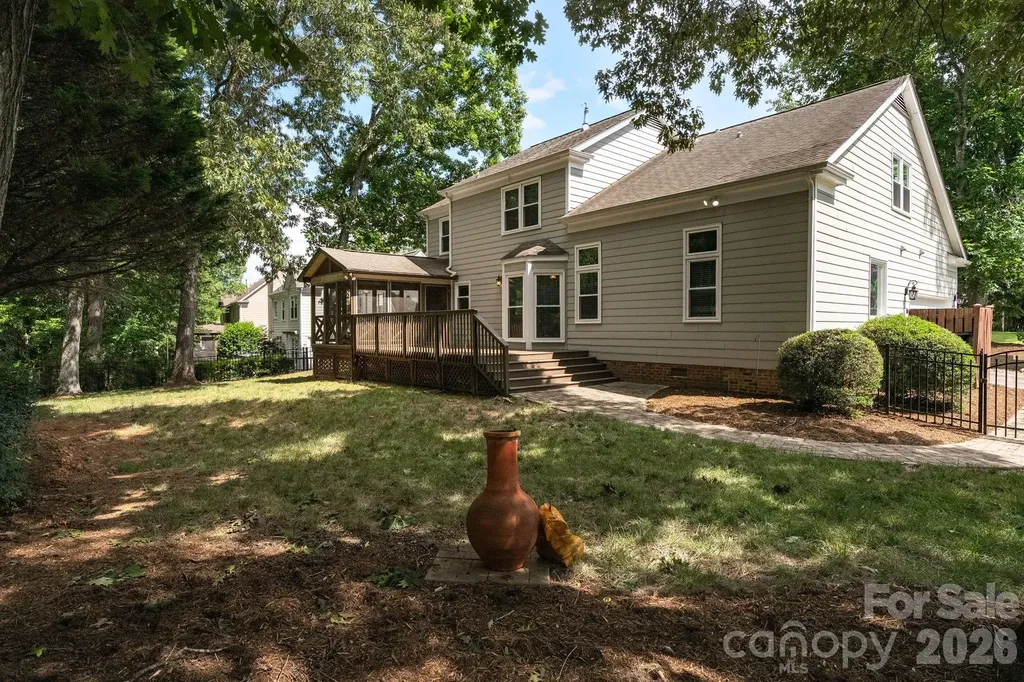 6632 Elmstone Drive Charlotte NC 28277