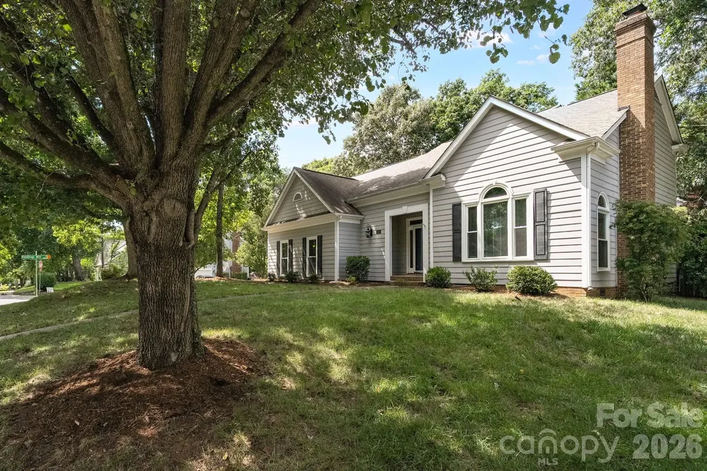 6632 Elmstone Drive Charlotte NC 28277