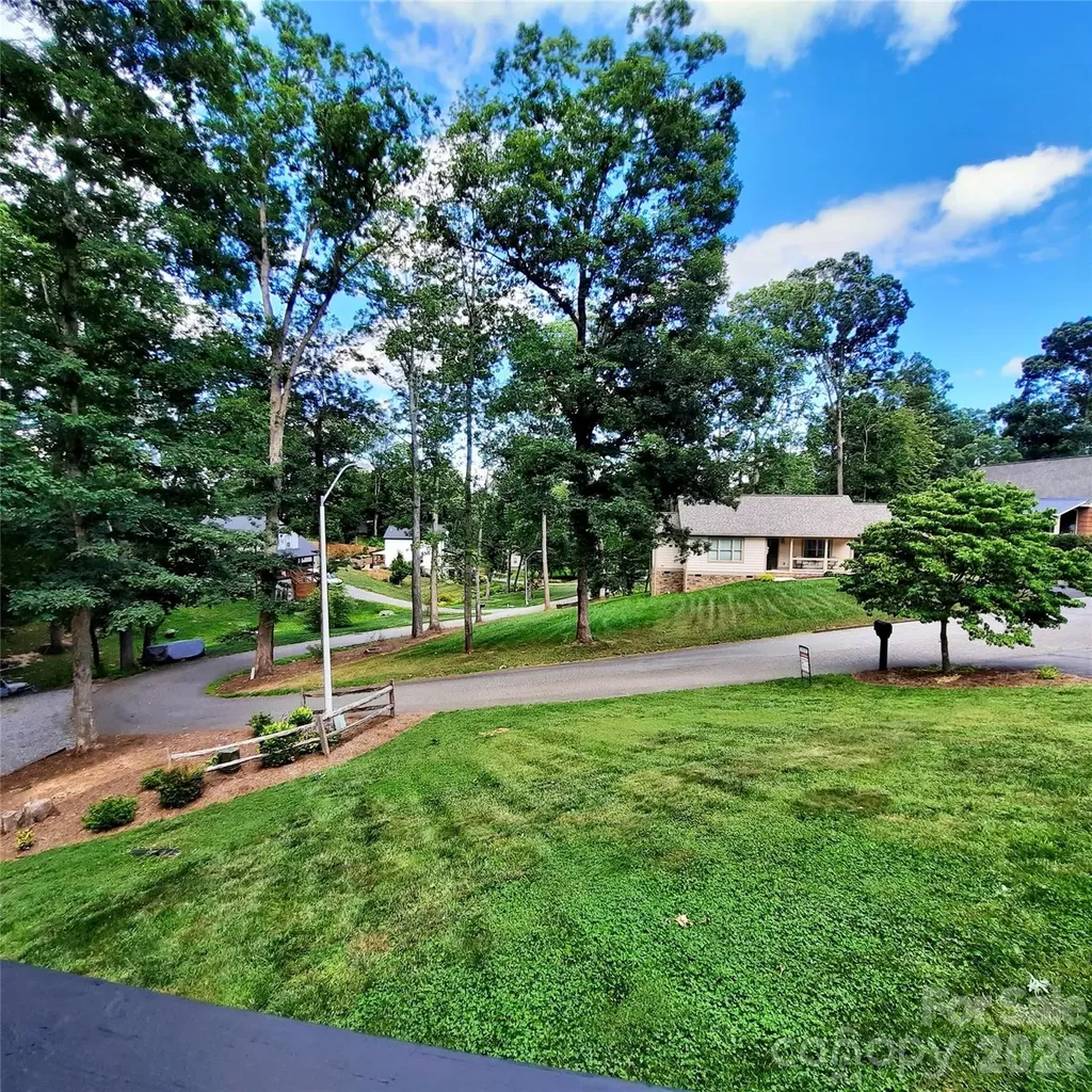 40 Brierfield Drive Candler NC 28715