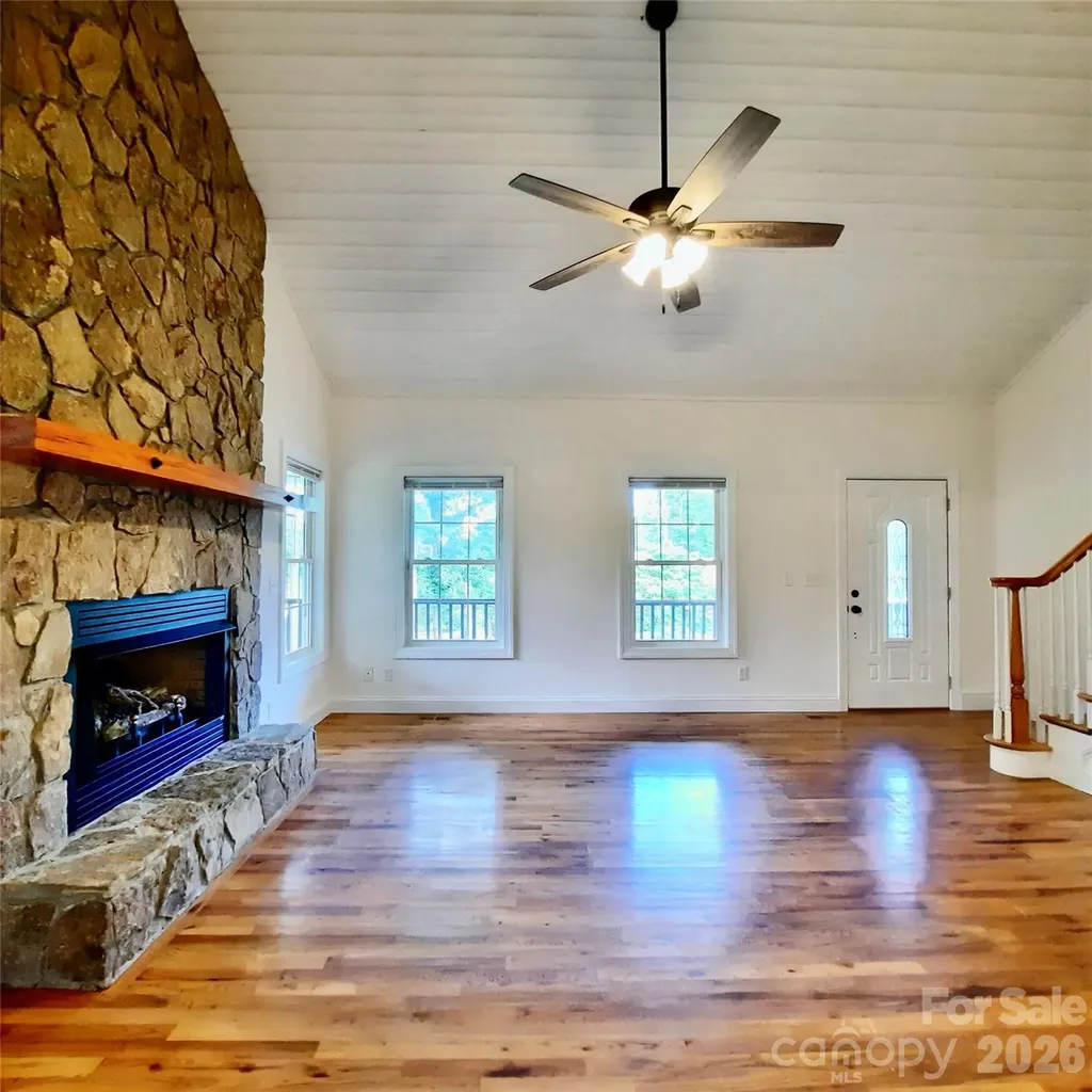 40 Brierfield Drive Candler NC 28715