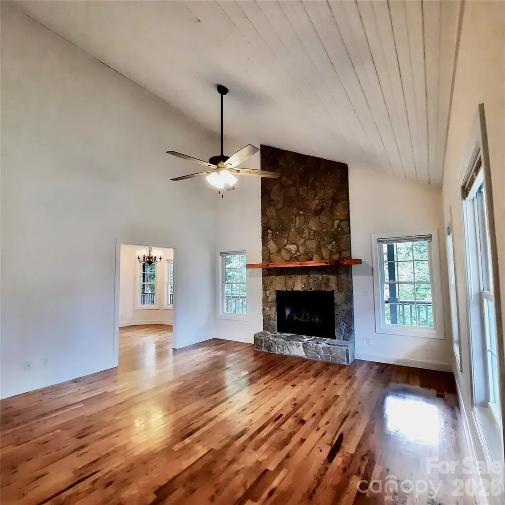 40 Brierfield Drive Candler NC 28715