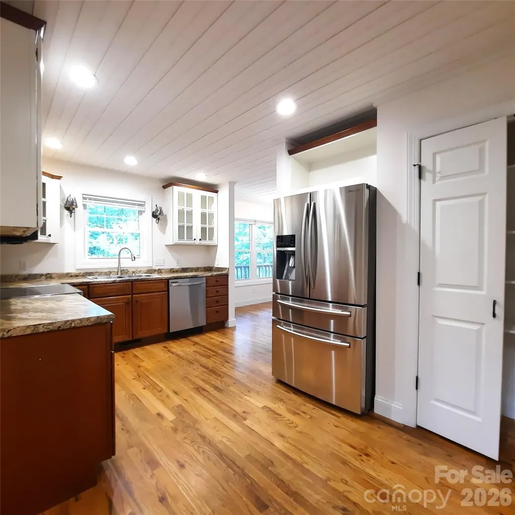 40 Brierfield Drive Candler NC 28715