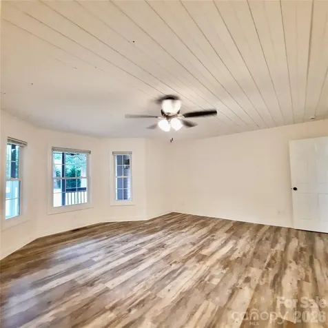 40 Brierfield Drive Candler NC 28715