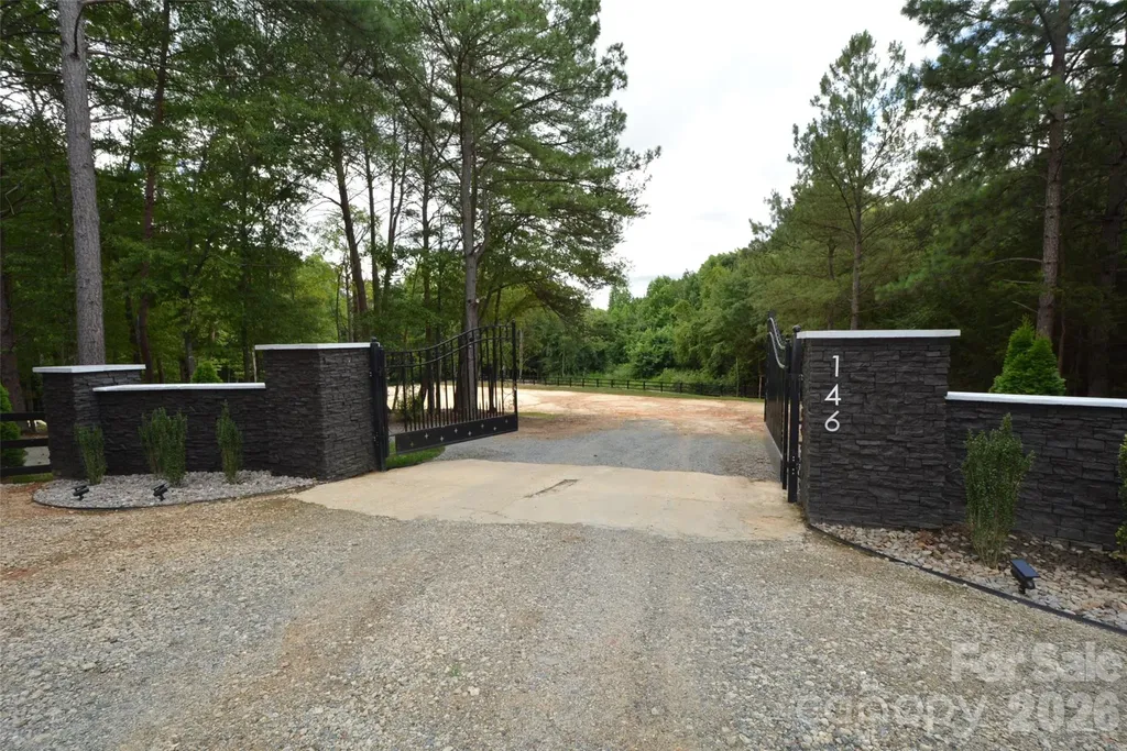 146 Julius Mac Road Stanley NC 28164