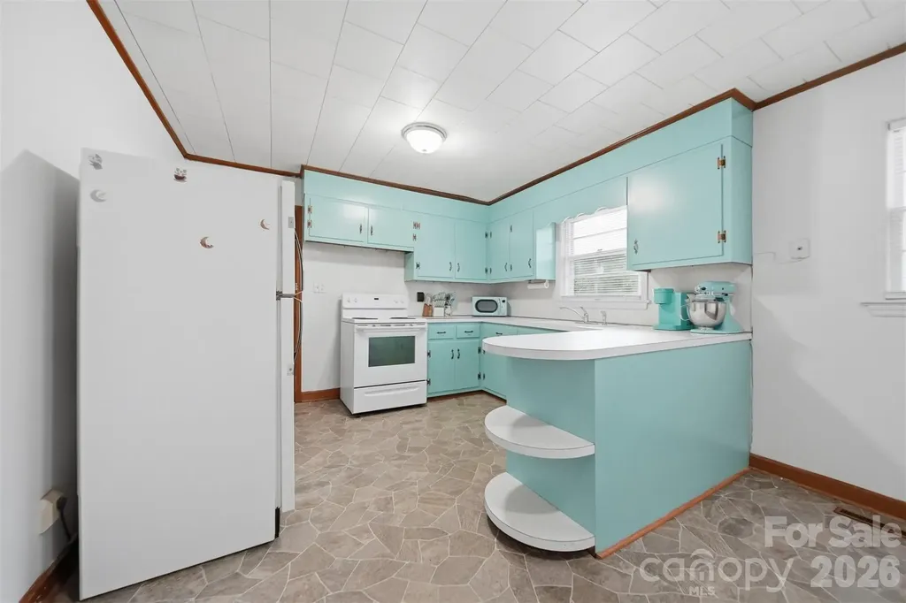 4219 Benfield Drive Hudson NC 28638