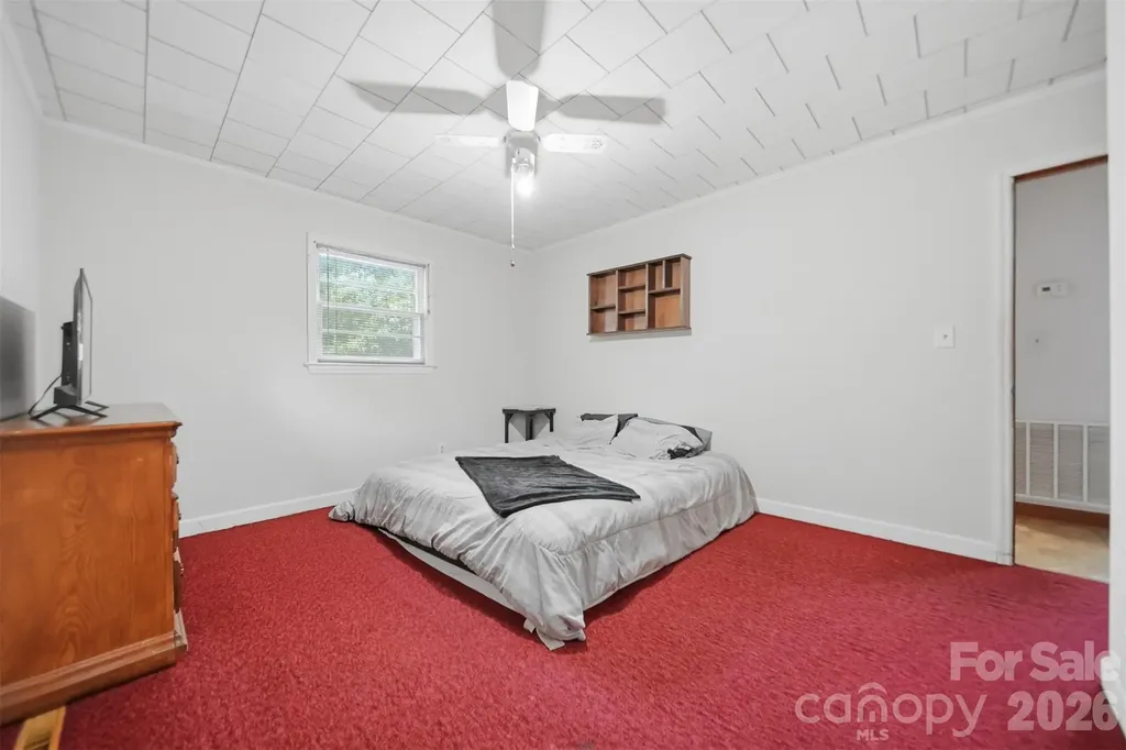 4219 Benfield Drive Hudson NC 28638
