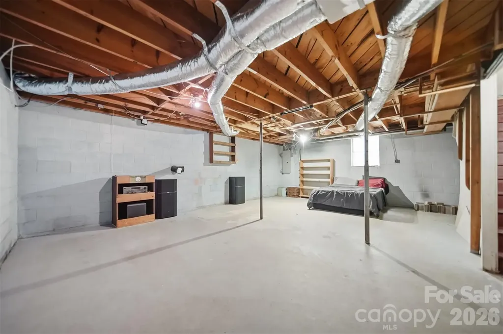 4219 Benfield Drive Hudson NC 28638