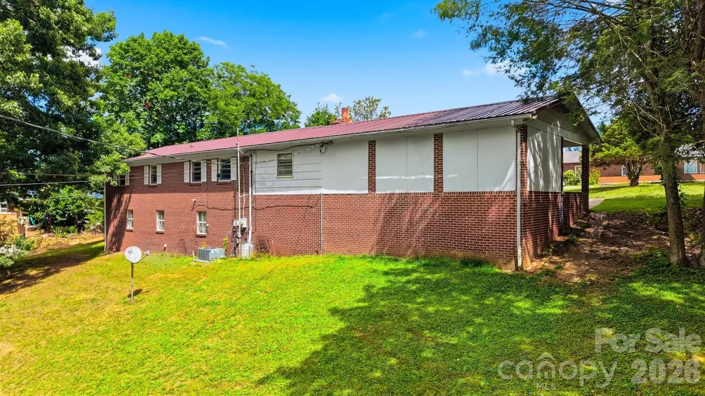 4219 Benfield Drive Hudson NC 28638