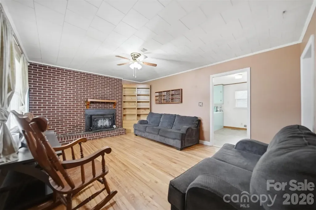 4219 Benfield Drive Hudson NC 28638