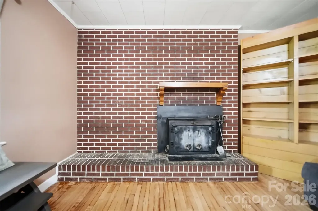 4219 Benfield Drive Hudson NC 28638