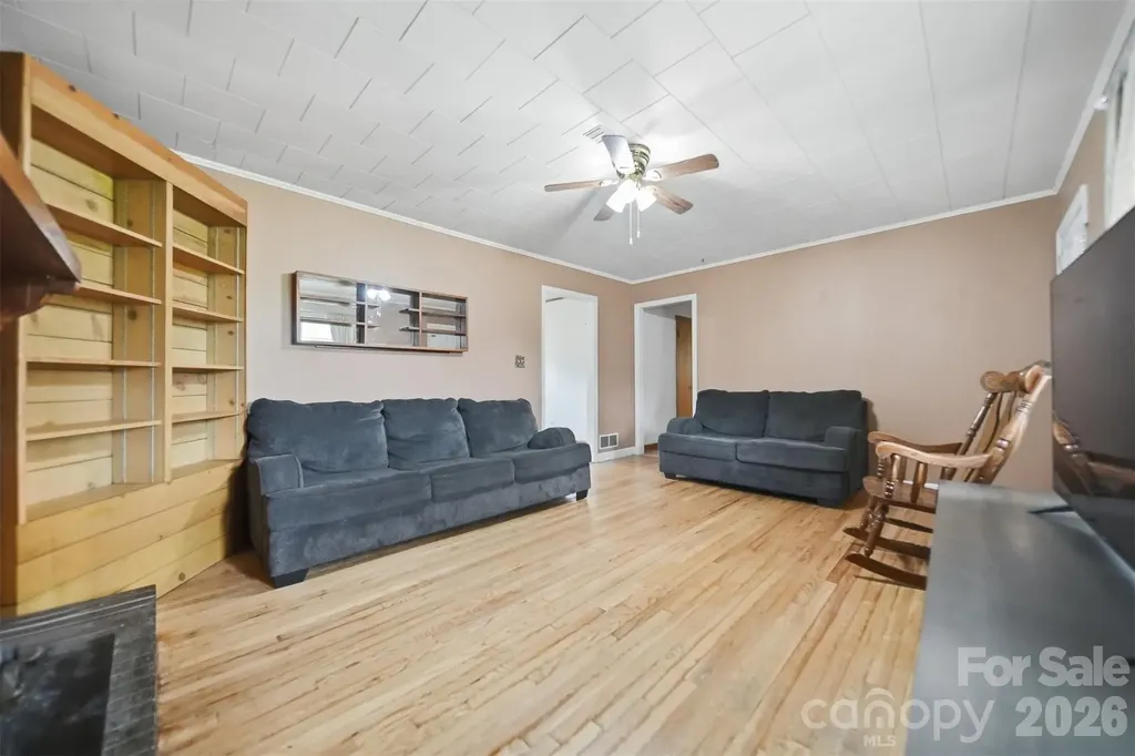 4219 Benfield Drive Hudson NC 28638