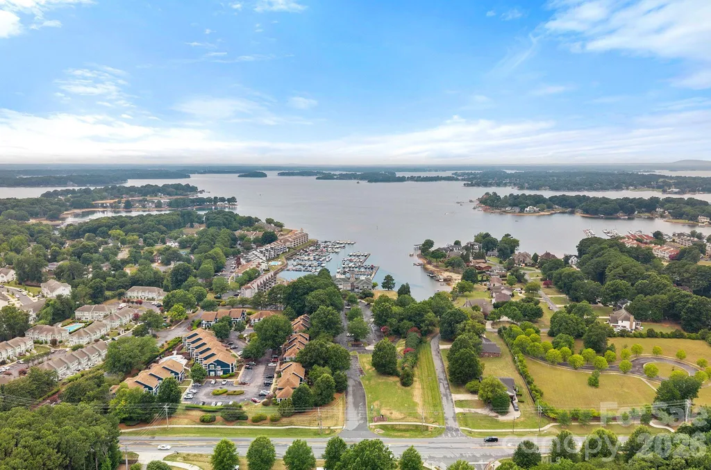 9141 Robbins Preserve Road Cornelius NC 28031