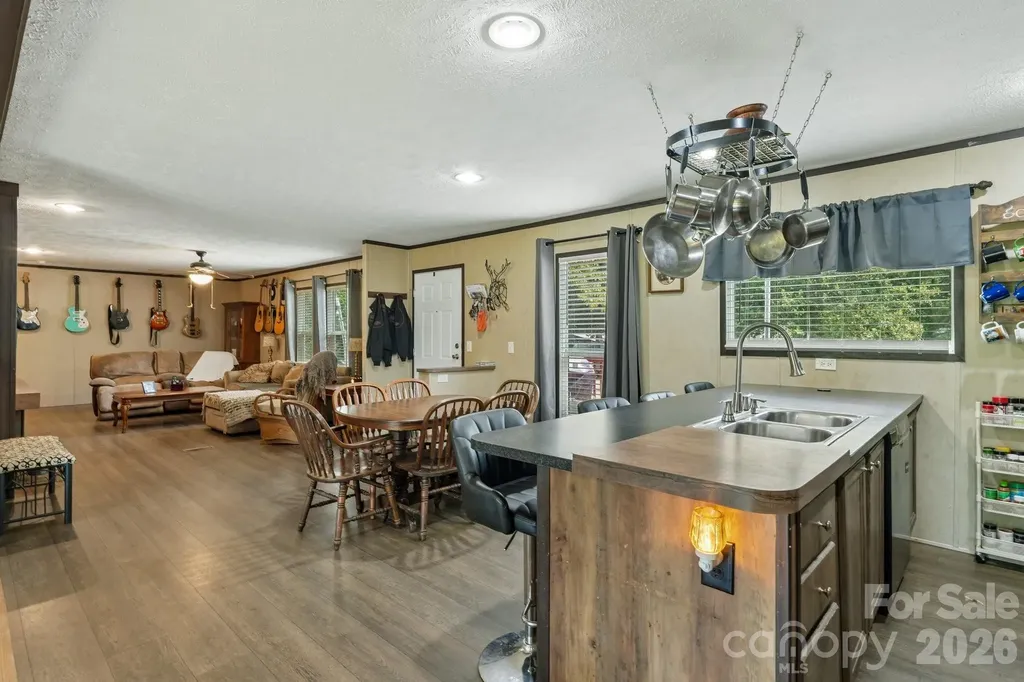 3443 Meldonna Drive Maiden NC 28650