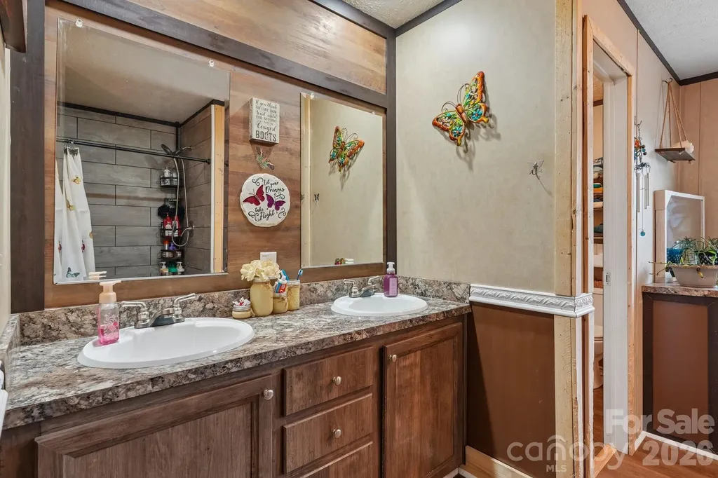 3443 Meldonna Drive Maiden NC 28650