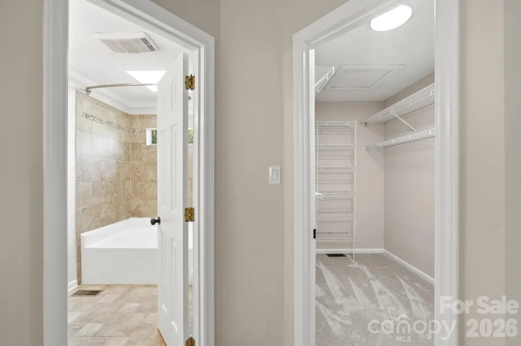2106 Caleo Circle Charlotte NC 28270