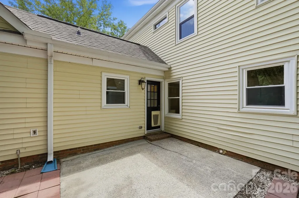 2106 Caleo Circle Charlotte NC 28270