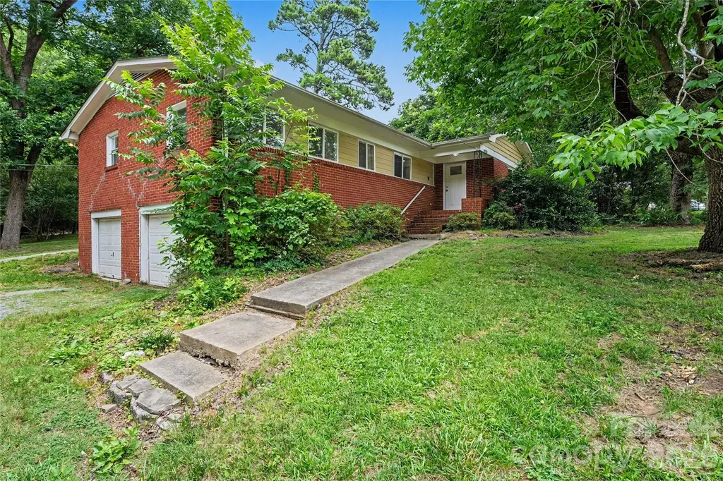 6931 Robinson Church Road Charlotte NC 28215
