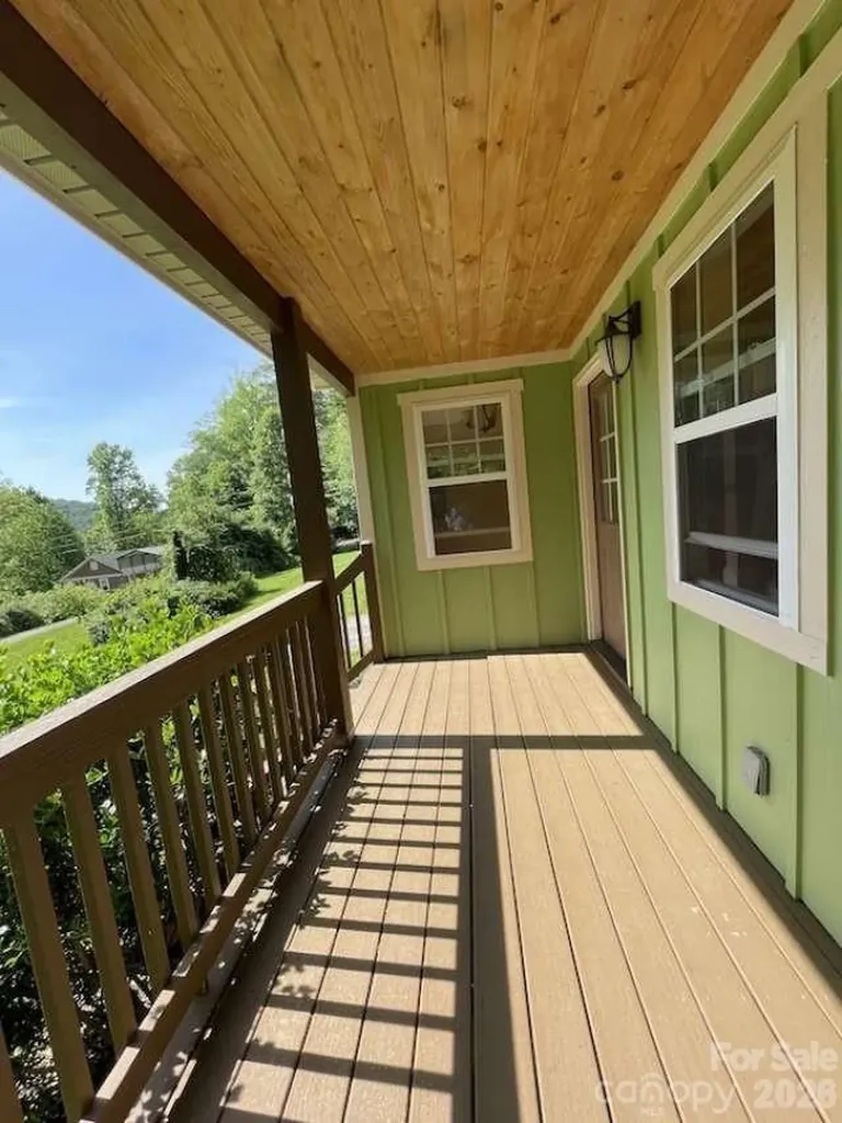 260 Bull Creek Road Asheville NC 28805