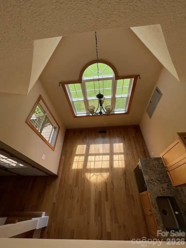 260 Bull Creek Road Asheville NC 28805