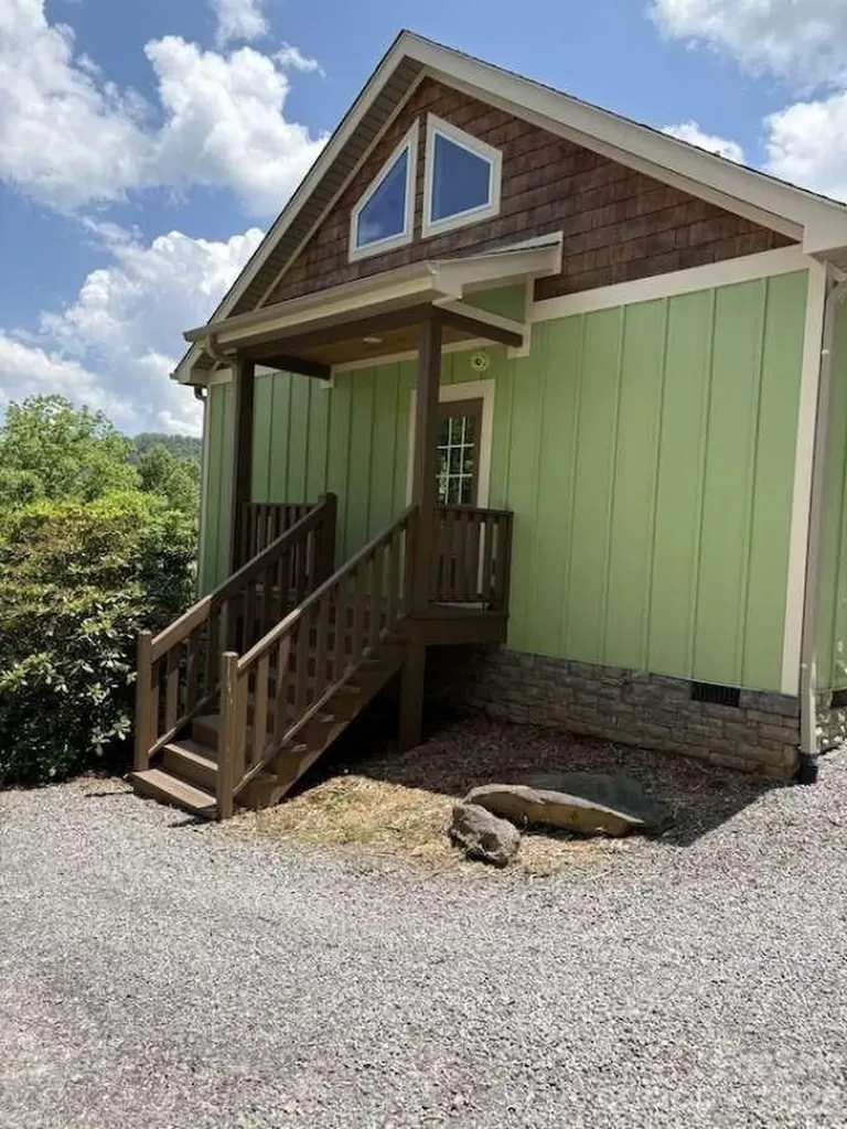 260 Bull Creek Road Asheville NC 28805