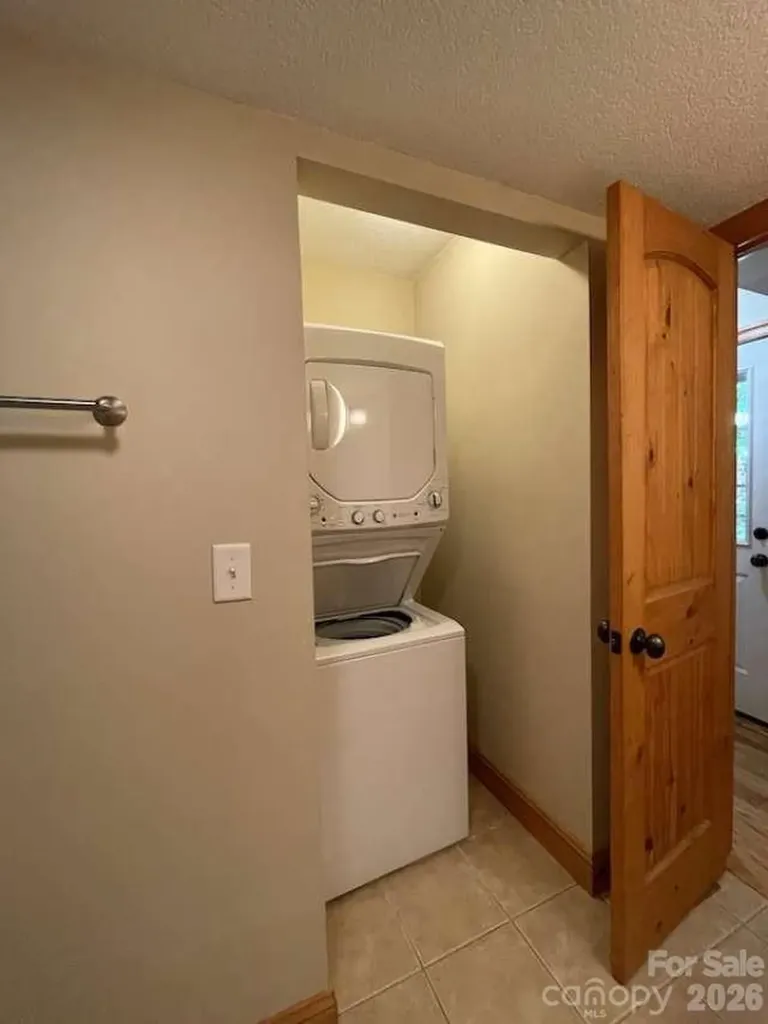 260 Bull Creek Road Asheville NC 28805
