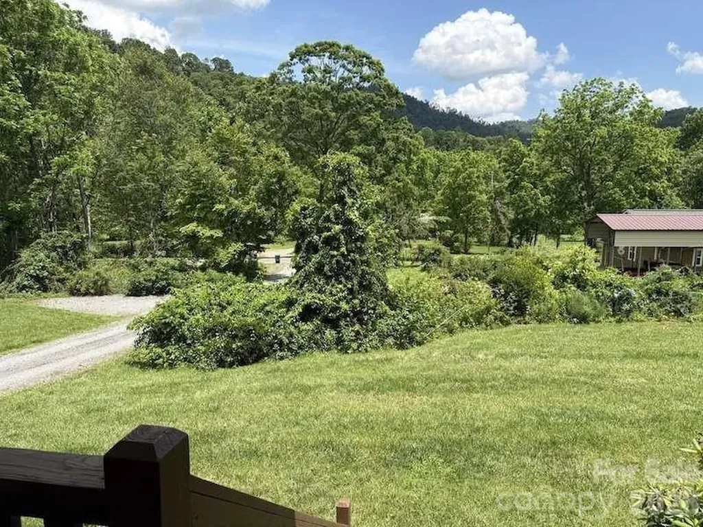 260 Bull Creek Road Asheville NC 28805