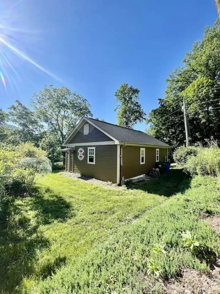 260 Bull Creek Road Asheville NC 28805