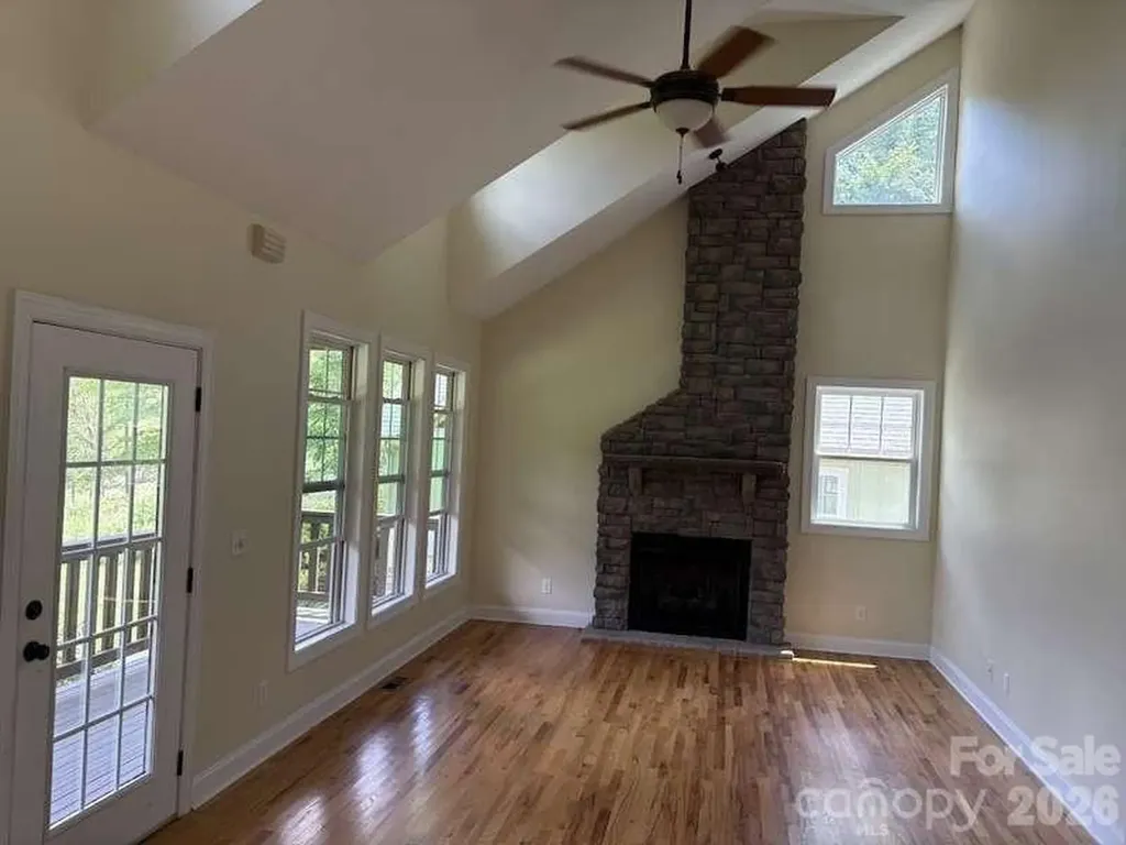 260 Bull Creek Road Asheville NC 28805