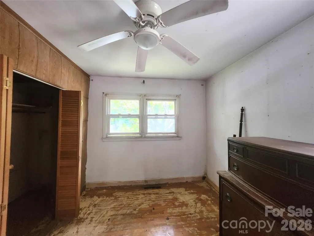 208 London Road Asheville NC 28803