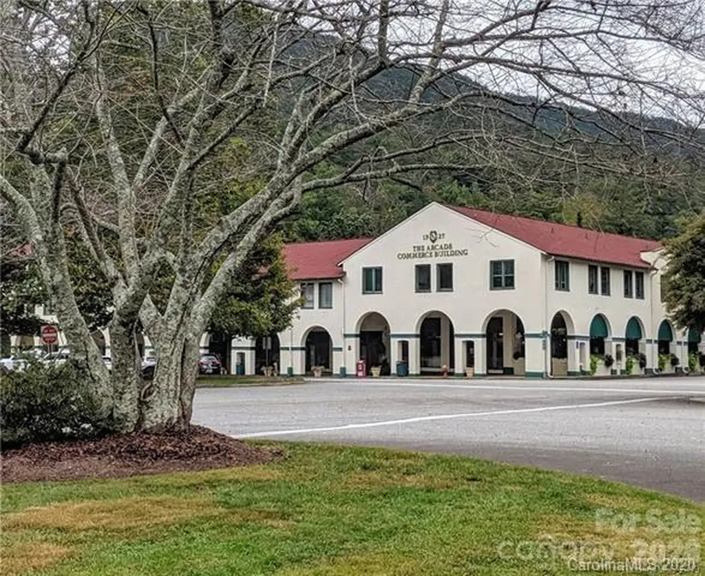 14 Spring Hollow Road Lake Lure NC 28746