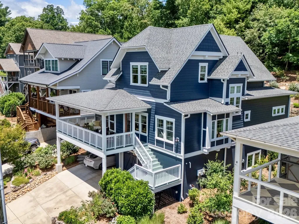 18 Thurland Avenue Asheville NC 28803
