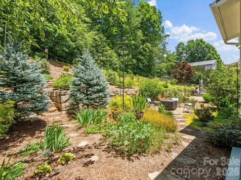 18 Thurland Avenue Asheville NC 28803