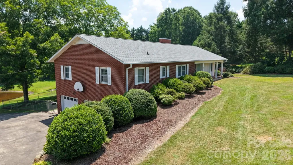 390 Airport Road Taylorsville NC 28681