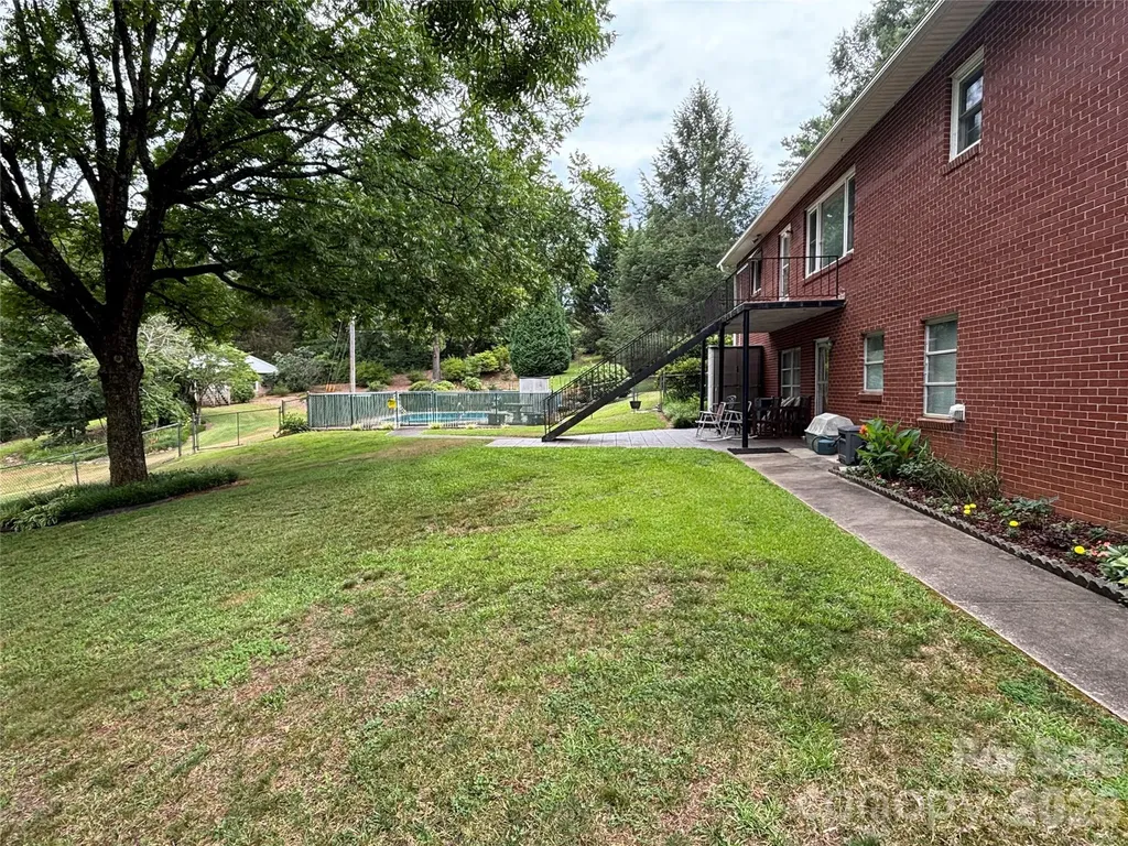 390 Airport Road Taylorsville NC 28681