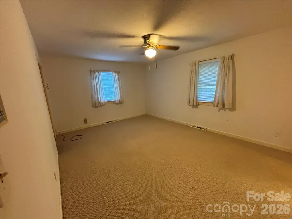 390 Airport Road Taylorsville NC 28681