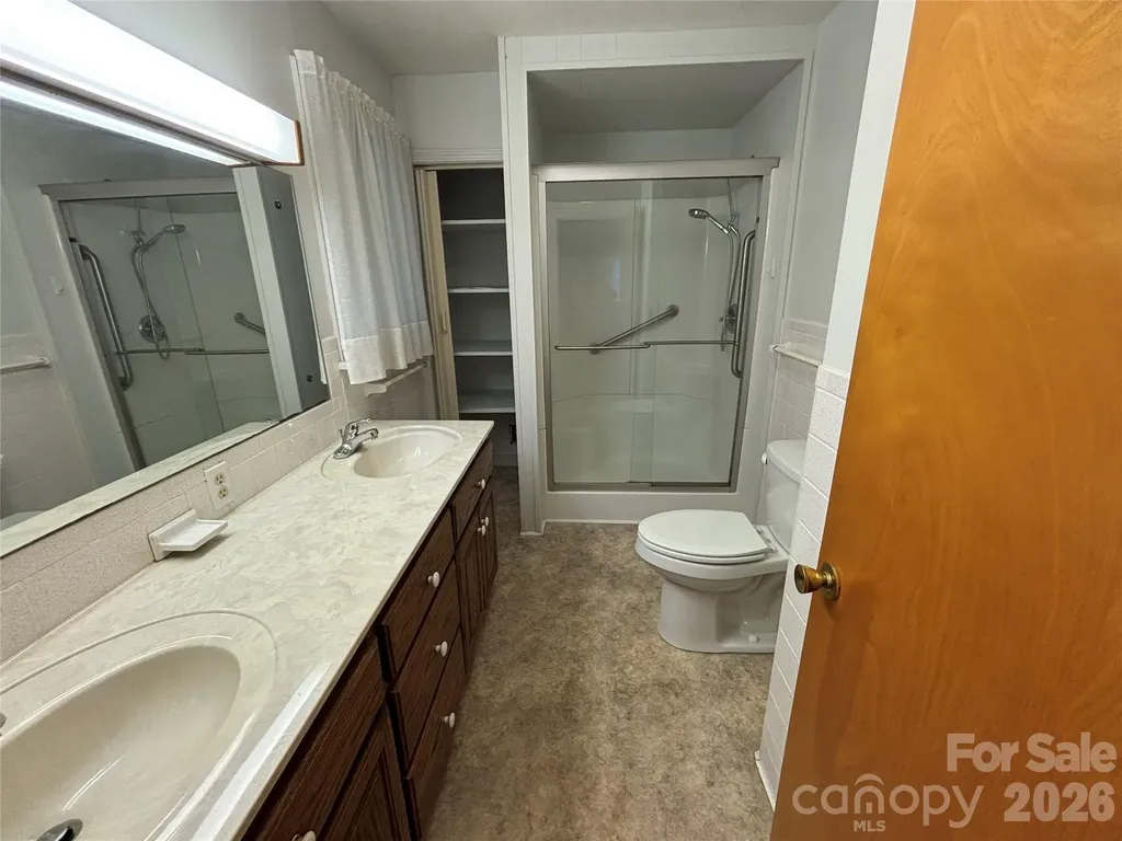 390 Airport Road Taylorsville NC 28681