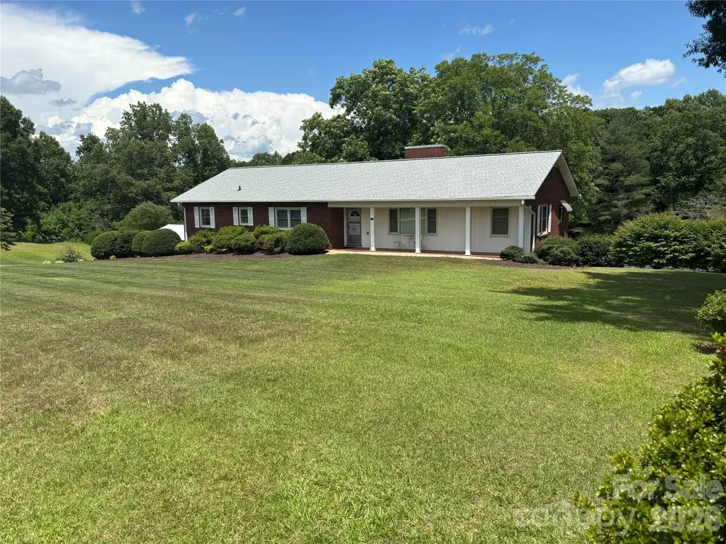 390 Airport Road Taylorsville NC 28681