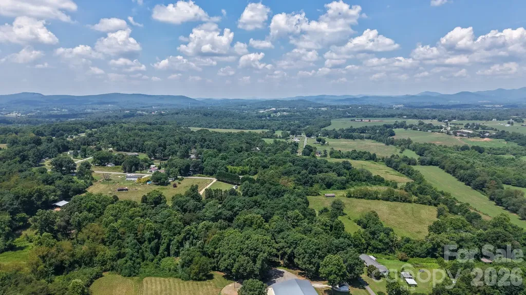 390 Airport Road Taylorsville NC 28681