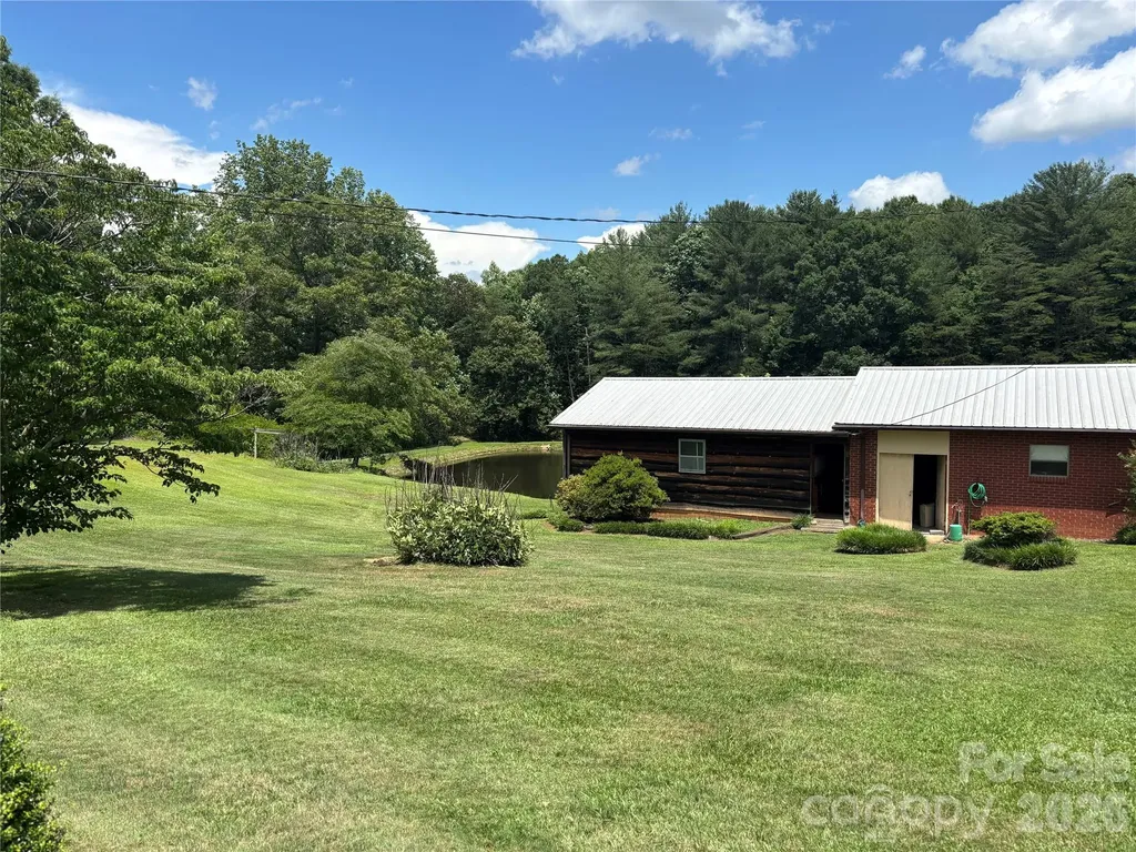 390 Airport Road Taylorsville NC 28681