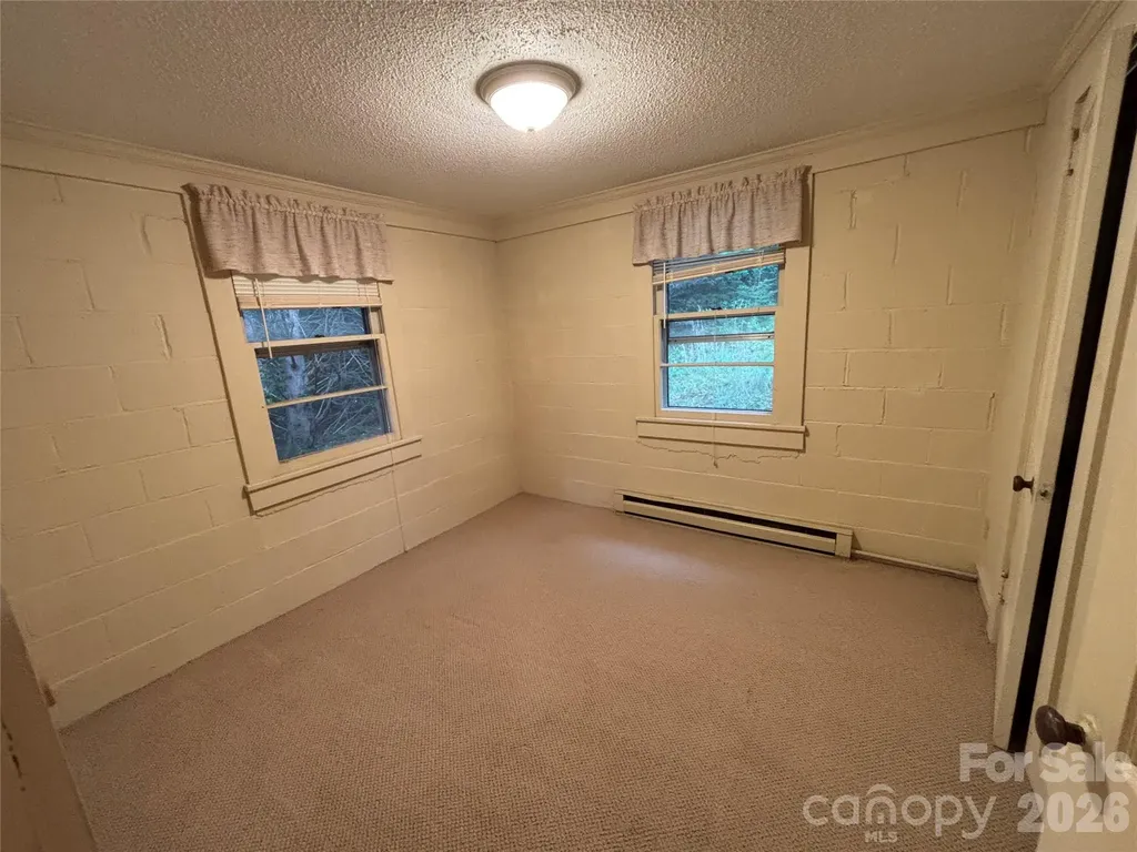 390 Airport Road Taylorsville NC 28681