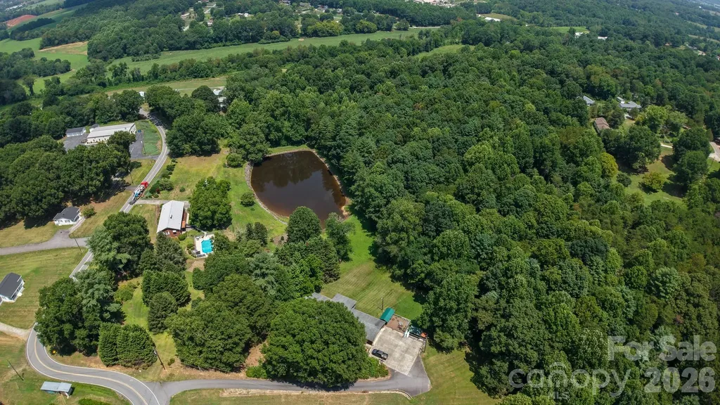 390 Airport Road Taylorsville NC 28681