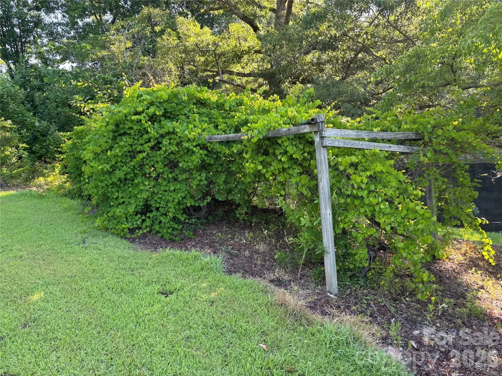 390 Airport Road Taylorsville NC 28681