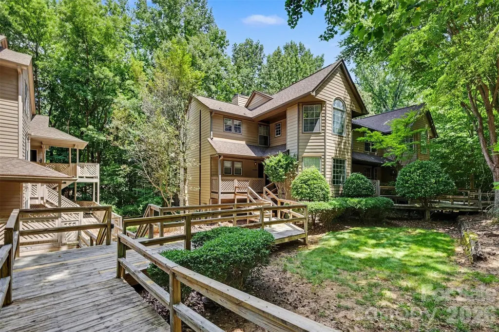 6125 Gray Gate Lane Charlotte NC 28210