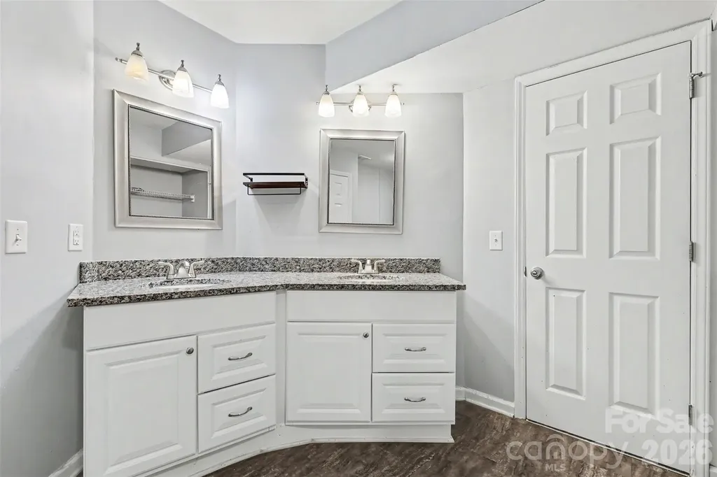 6125 Gray Gate Lane Charlotte NC 28210