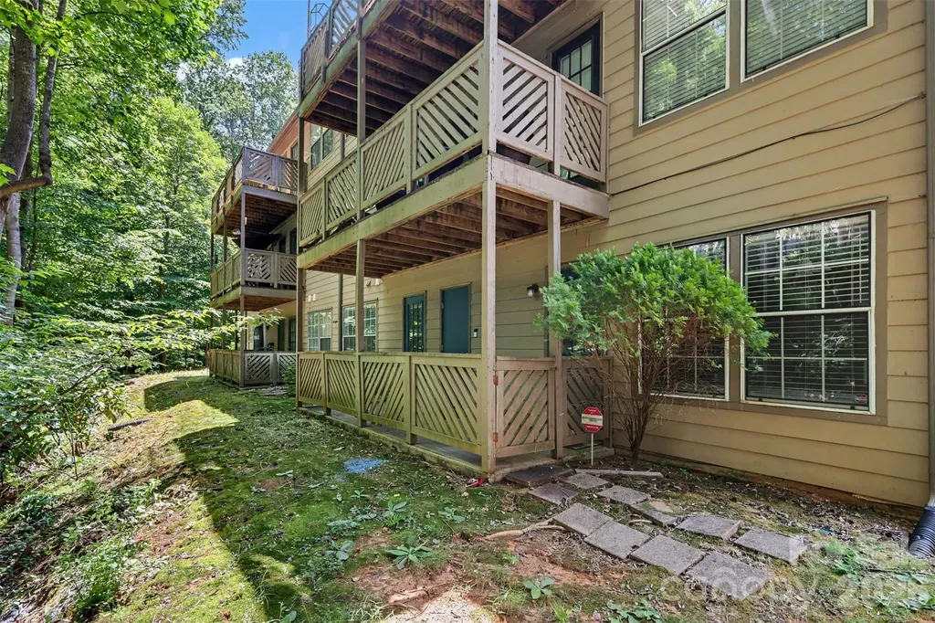 6125 Gray Gate Lane Charlotte NC 28210
