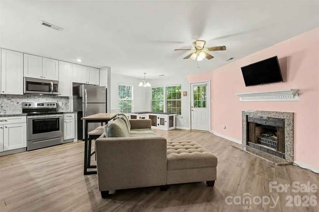 6125 Gray Gate Lane Charlotte NC 28210