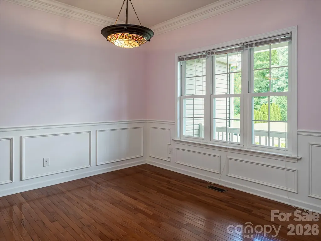 25 Driftstone Circle Arden NC 28704