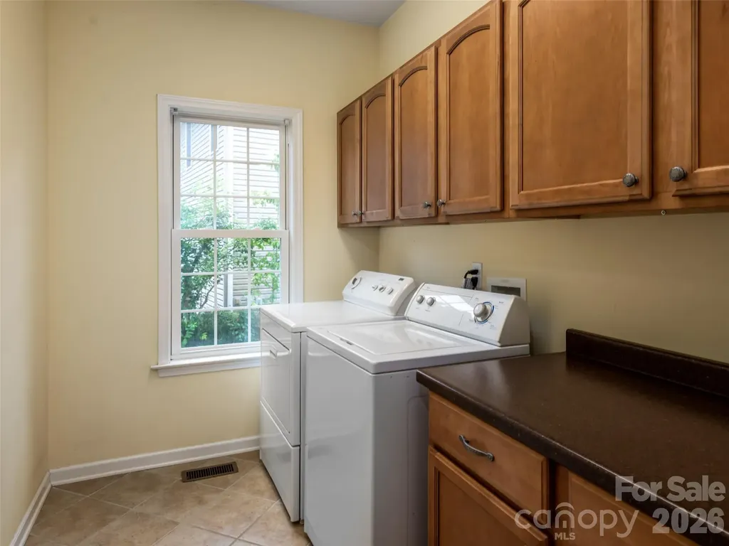 25 Driftstone Circle Arden NC 28704