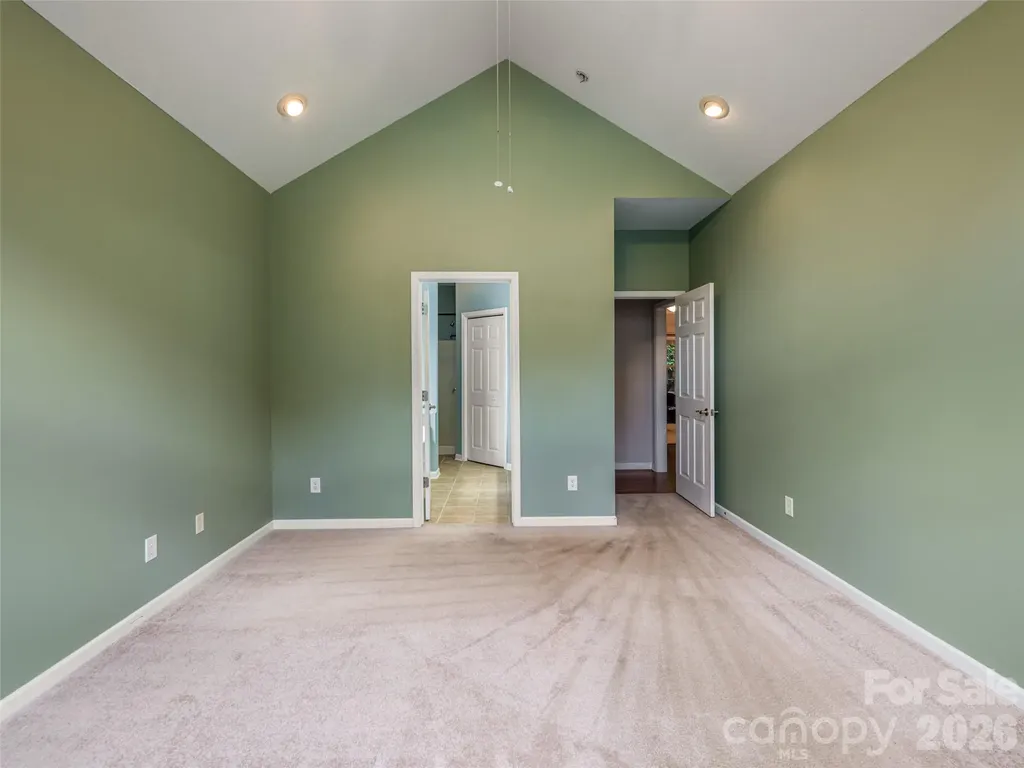 25 Driftstone Circle Arden NC 28704