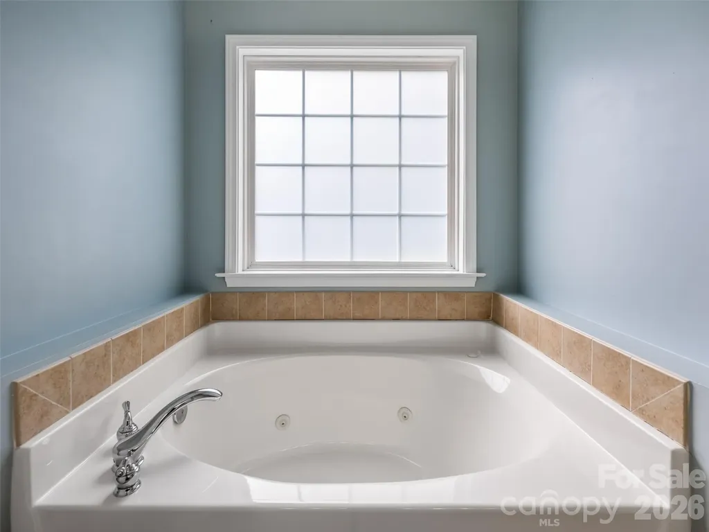 25 Driftstone Circle Arden NC 28704